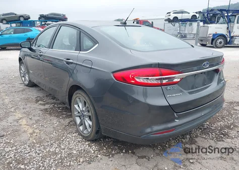 2017 Ford Fusion Hybrid Se z USA, uszkodzony, nr VIN 3FA6P0LU5HR374593